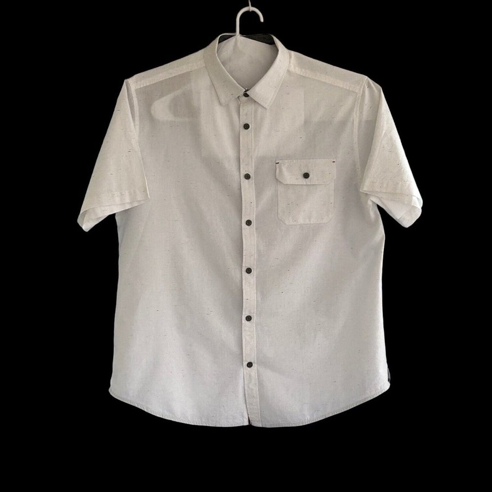 Men's White Short Sleeve Shirt